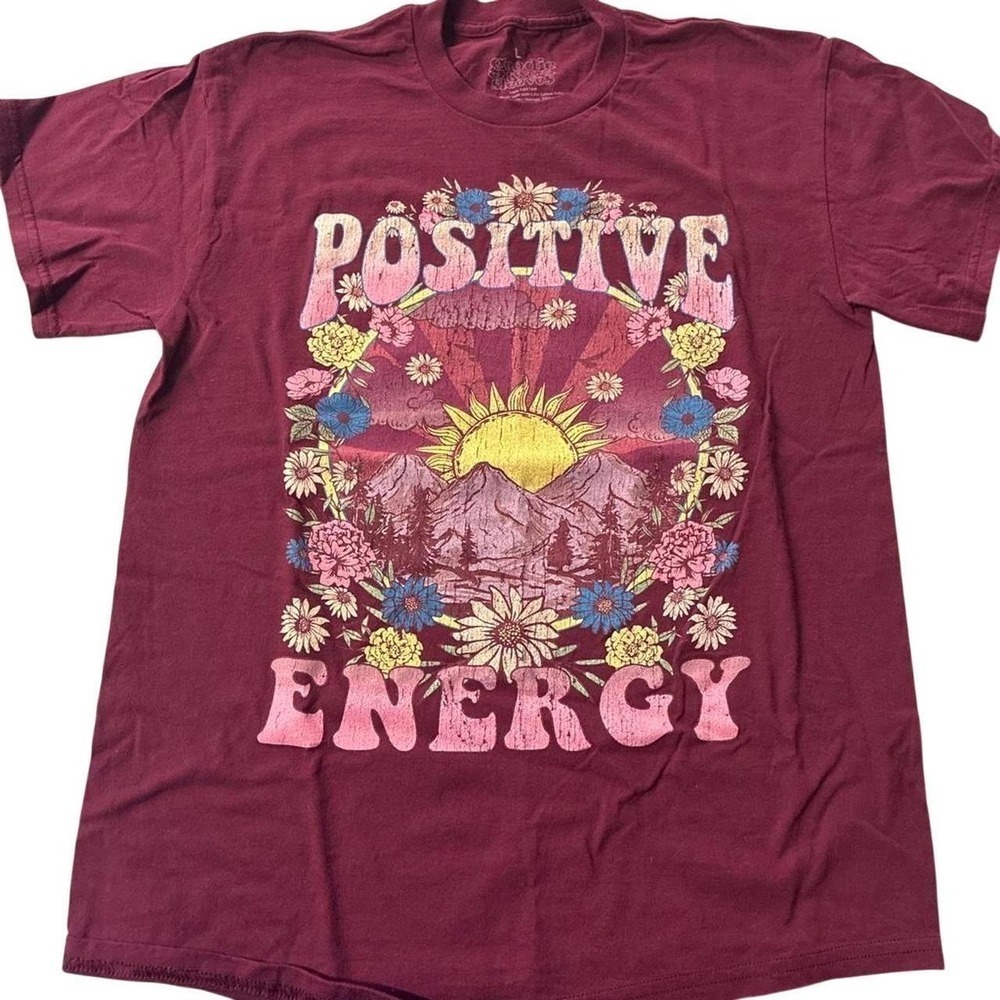 Goodie Two Sleeves Positive Energy Graphic Tee Burgundy Maroon Floral Sun Large